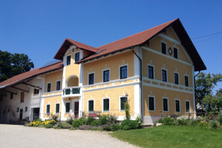 der Kaiserhof bei Erding.jpg